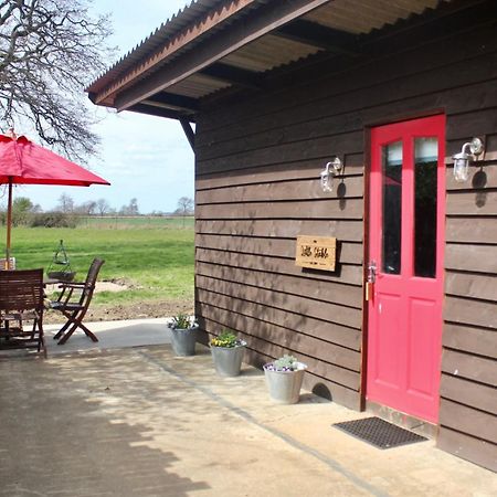 Hotel The Little Stable Corby Esterno foto