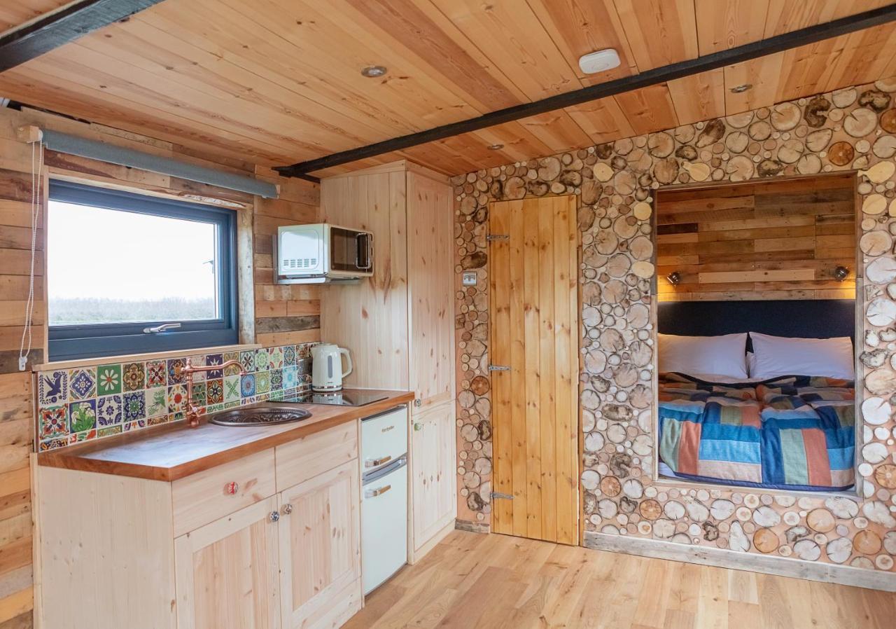 Hotel The Little Stable Corby Esterno foto