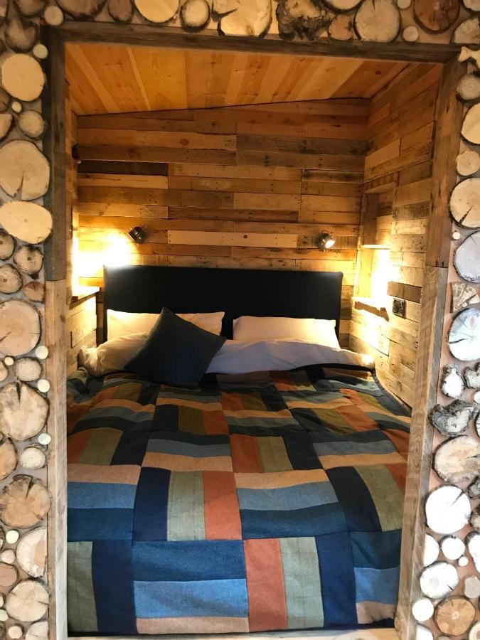 Hotel The Little Stable Corby Esterno foto