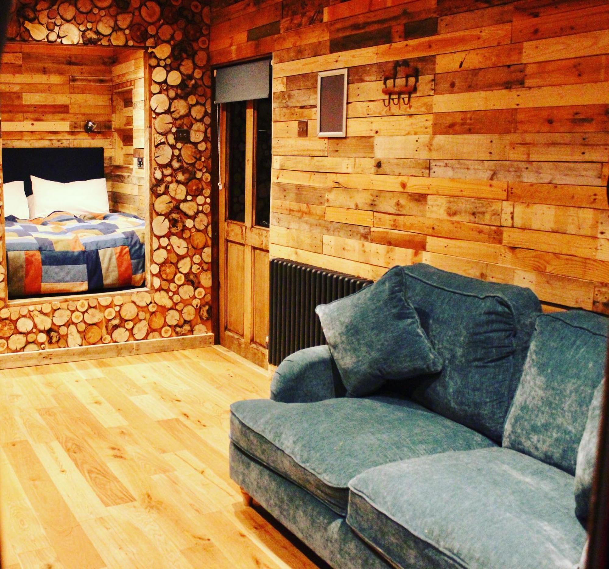 Hotel The Little Stable Corby Esterno foto